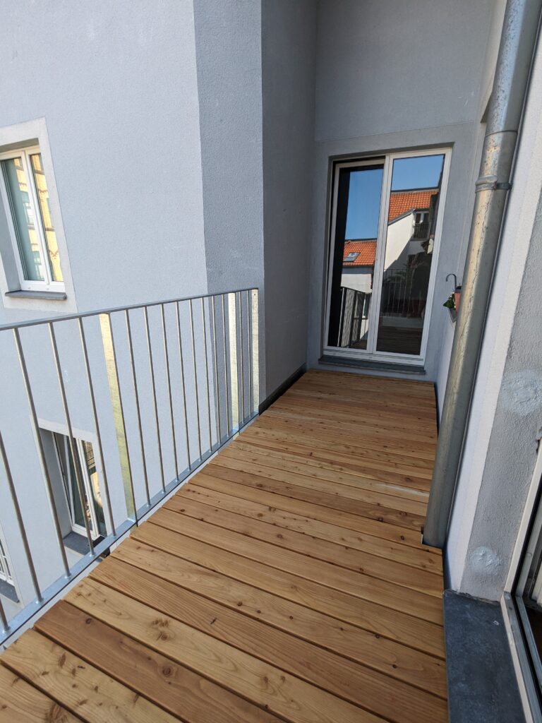 Holz-Terrasse